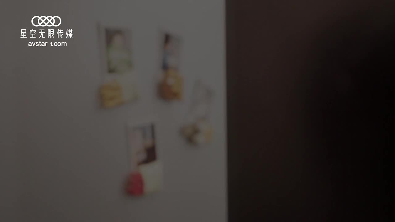 畜生哥哥獸欲爆發強暴了上學的小妹